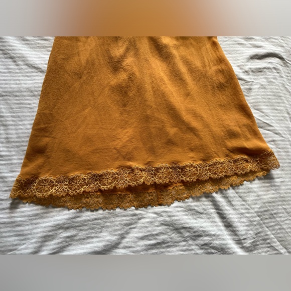 La Perla Soft Leavers Silk Lace Slip - Picture 6 of 11